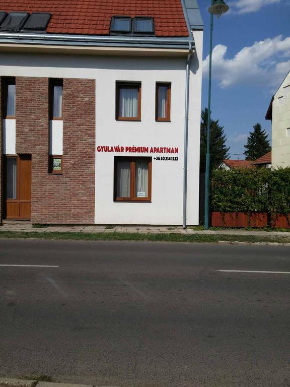 Gyula Var Premium Apartman 外观 照片